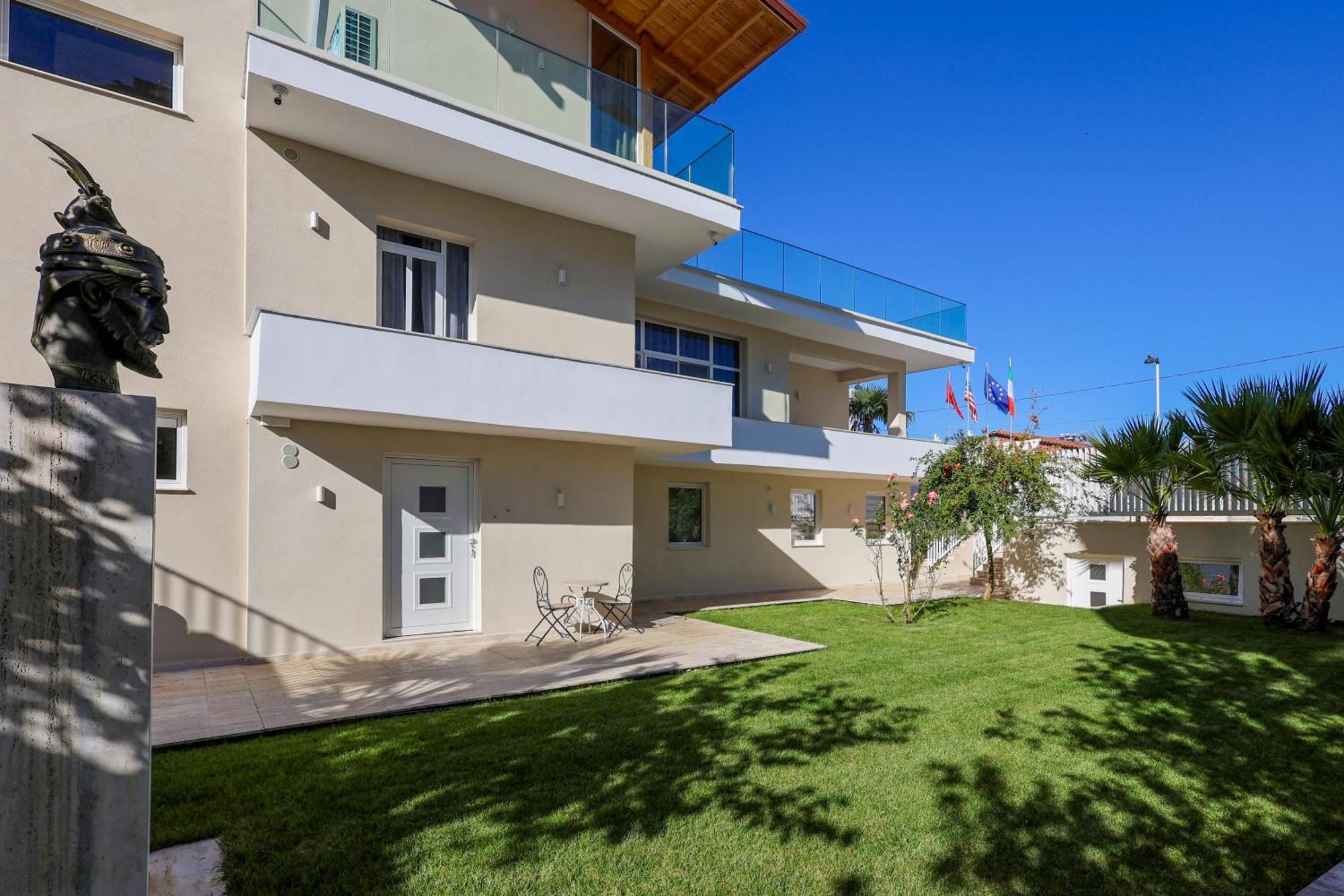 Apartaments Mimani 2 Berat Exterior photo